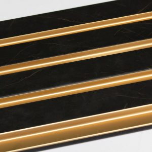 Panel listado efecto madera negro/marrón Piedra/dorado